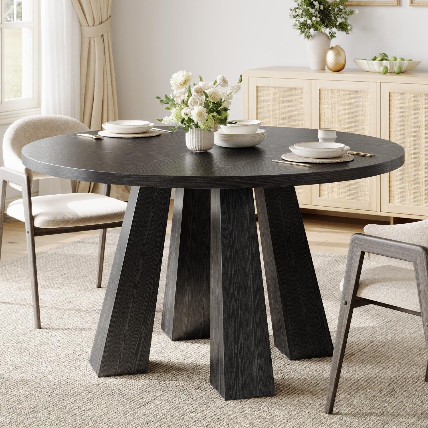 47-inch round table, suitable for 4 to 6 people, a rustic style kitchen table, equipped with 4 sturdy legs and a stable base, suitable for use in dining rooms and living rooms, black round table.